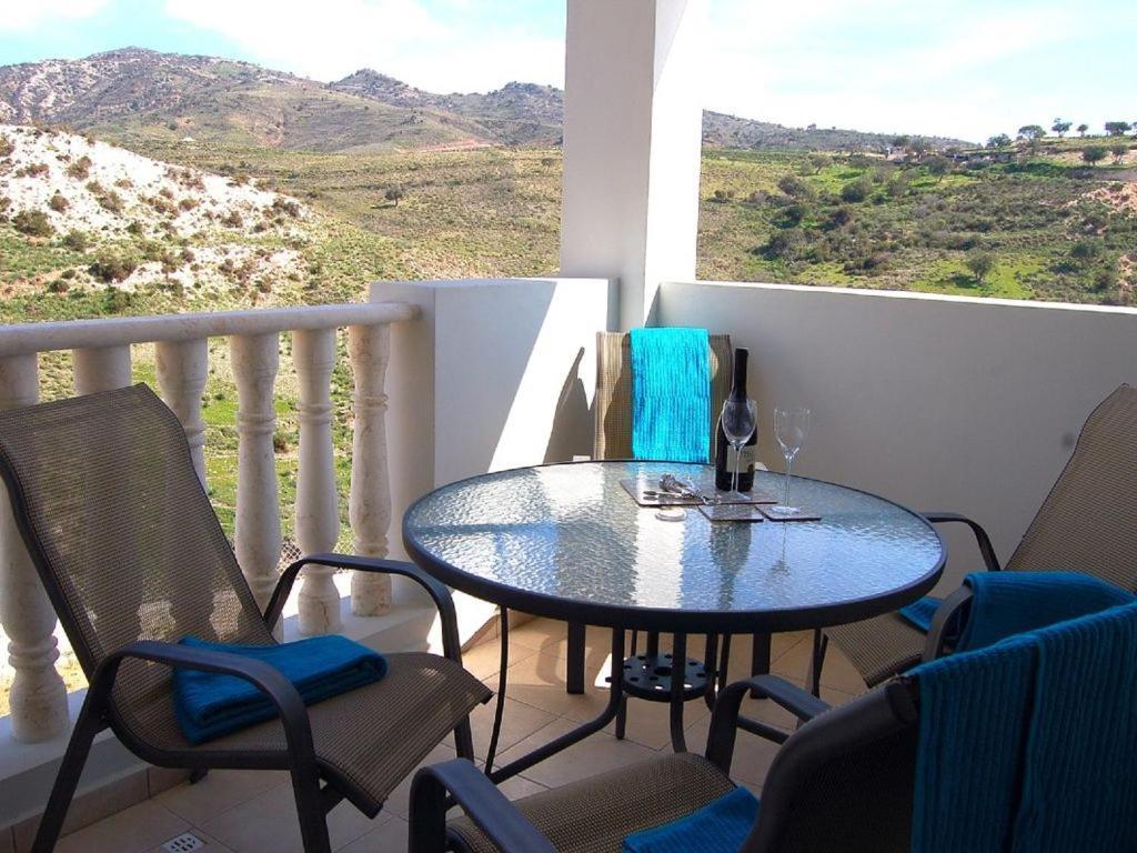 Peyia Resort Apartment Exterior photo