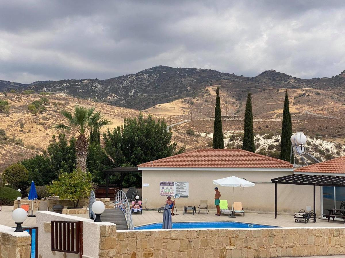Peyia Resort Apartment Exterior photo